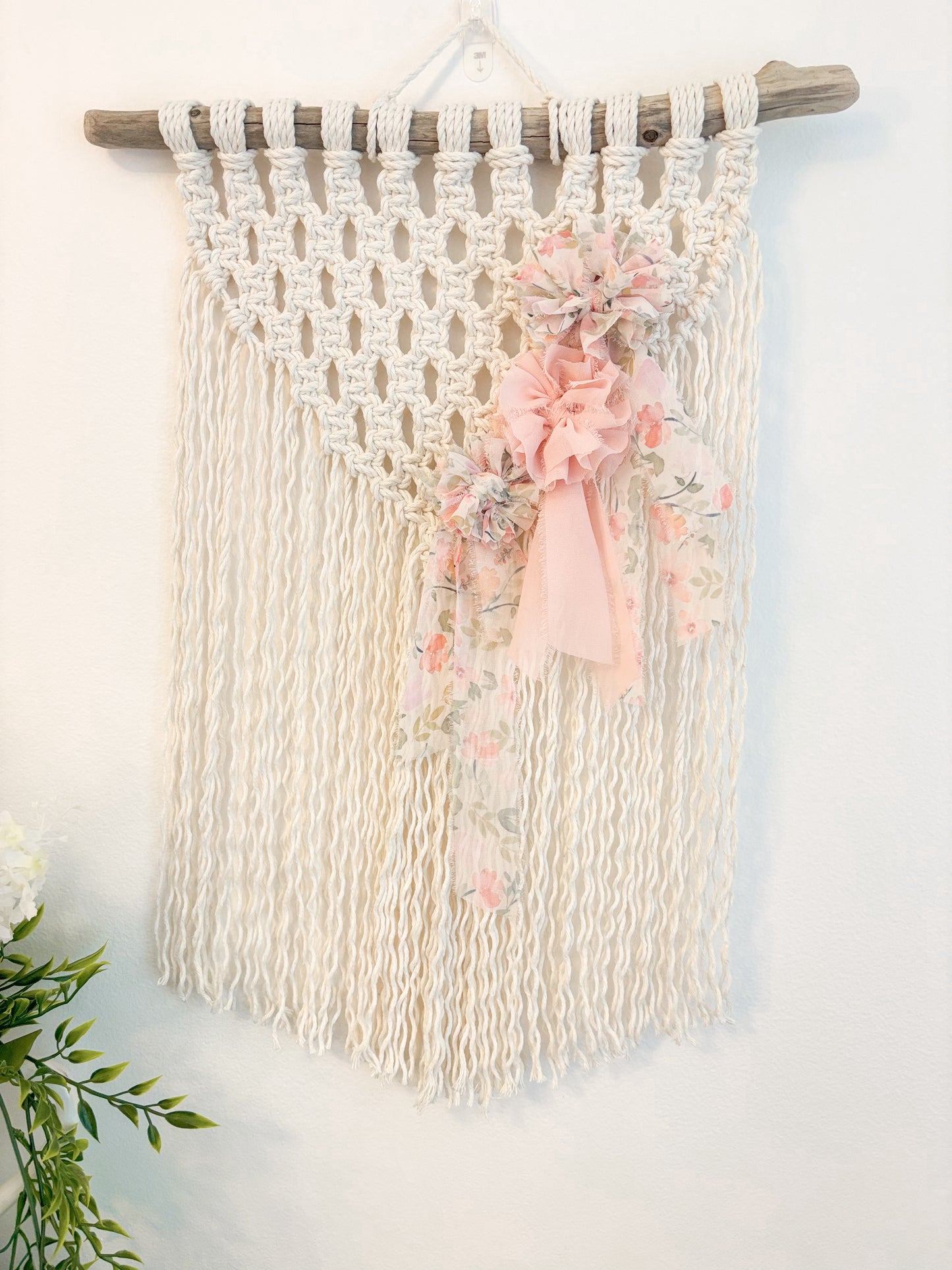 Peach flower boho style macrame