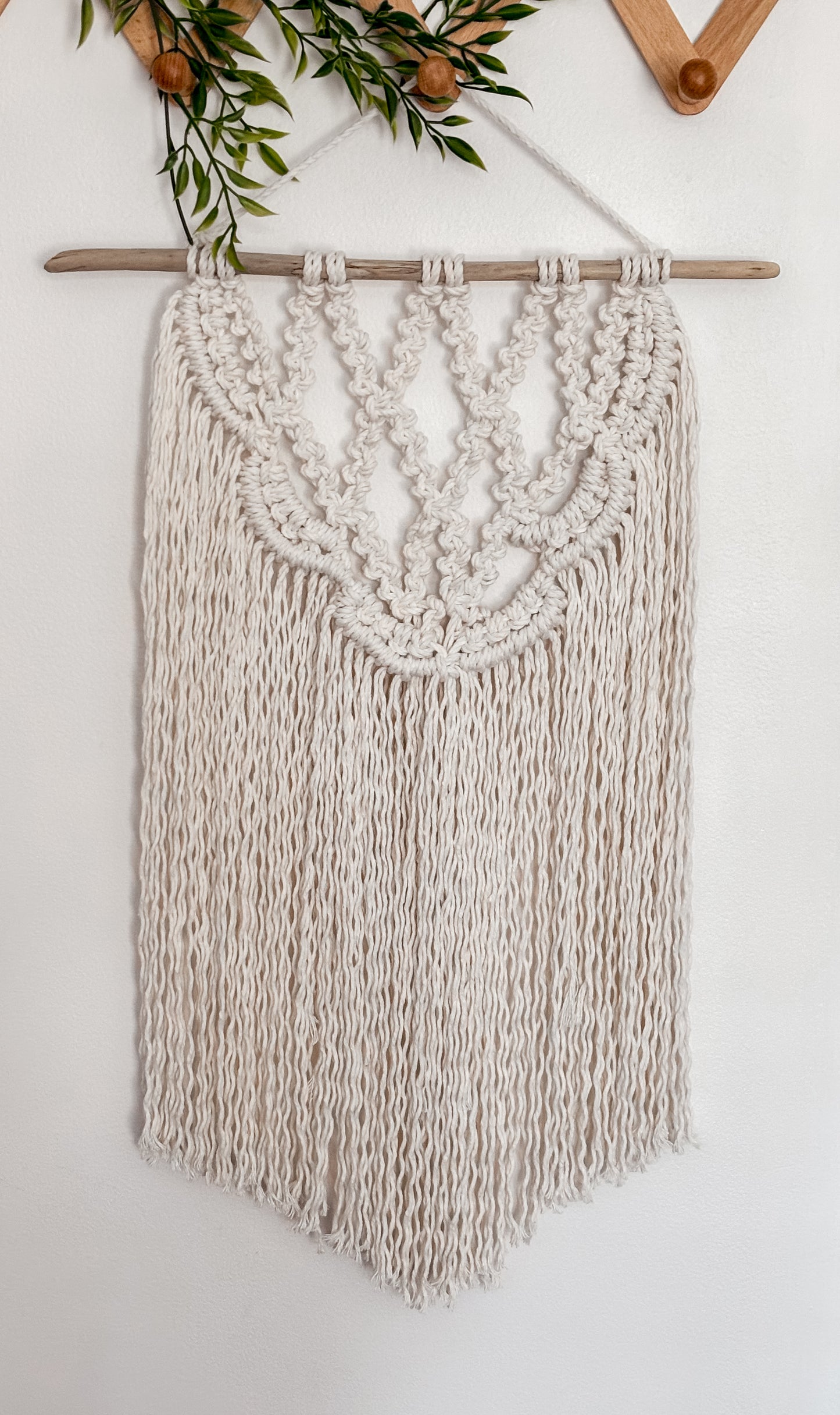 Cream medium macrame wall hanging