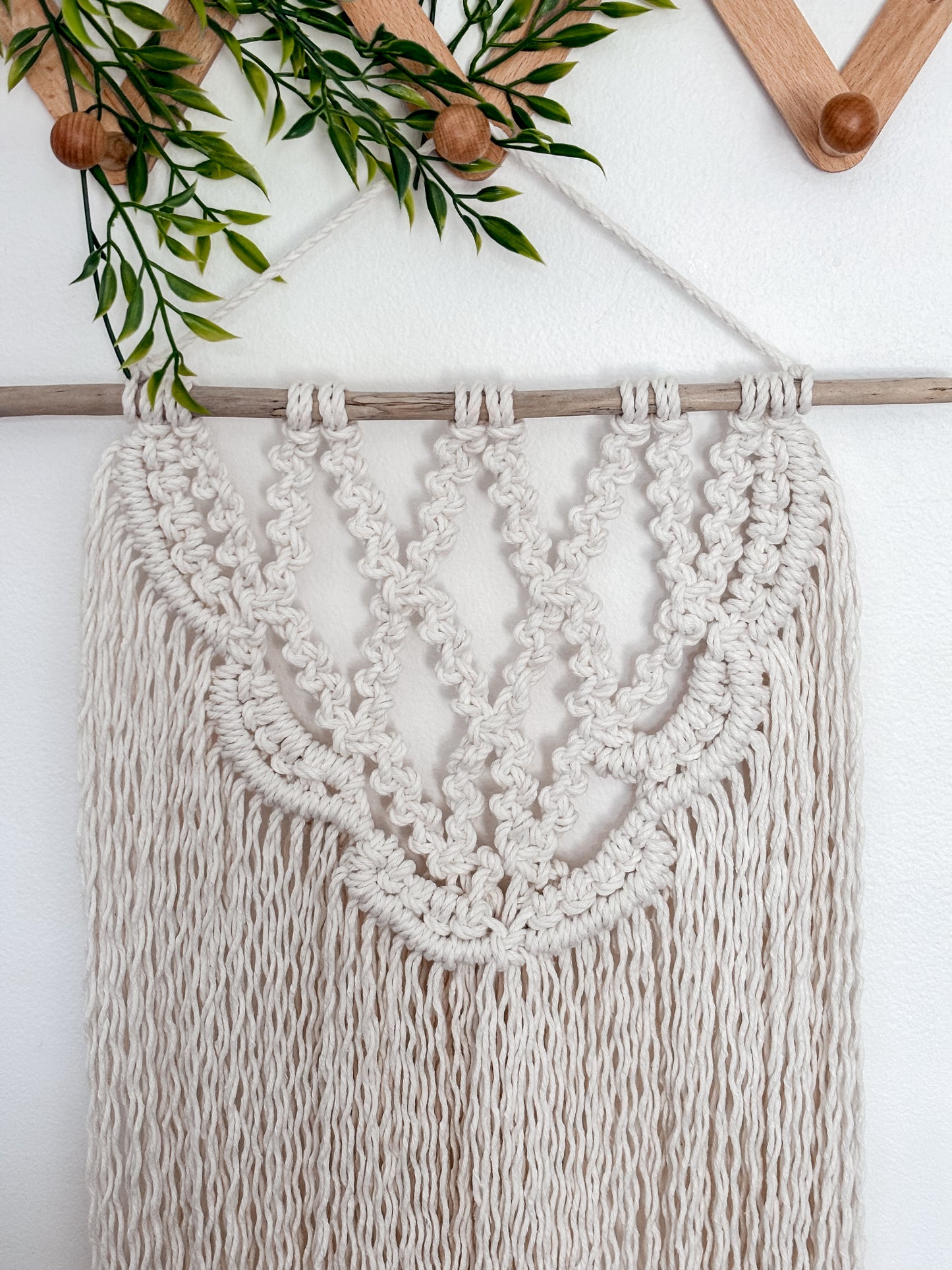 Cream medium macrame wall hanging