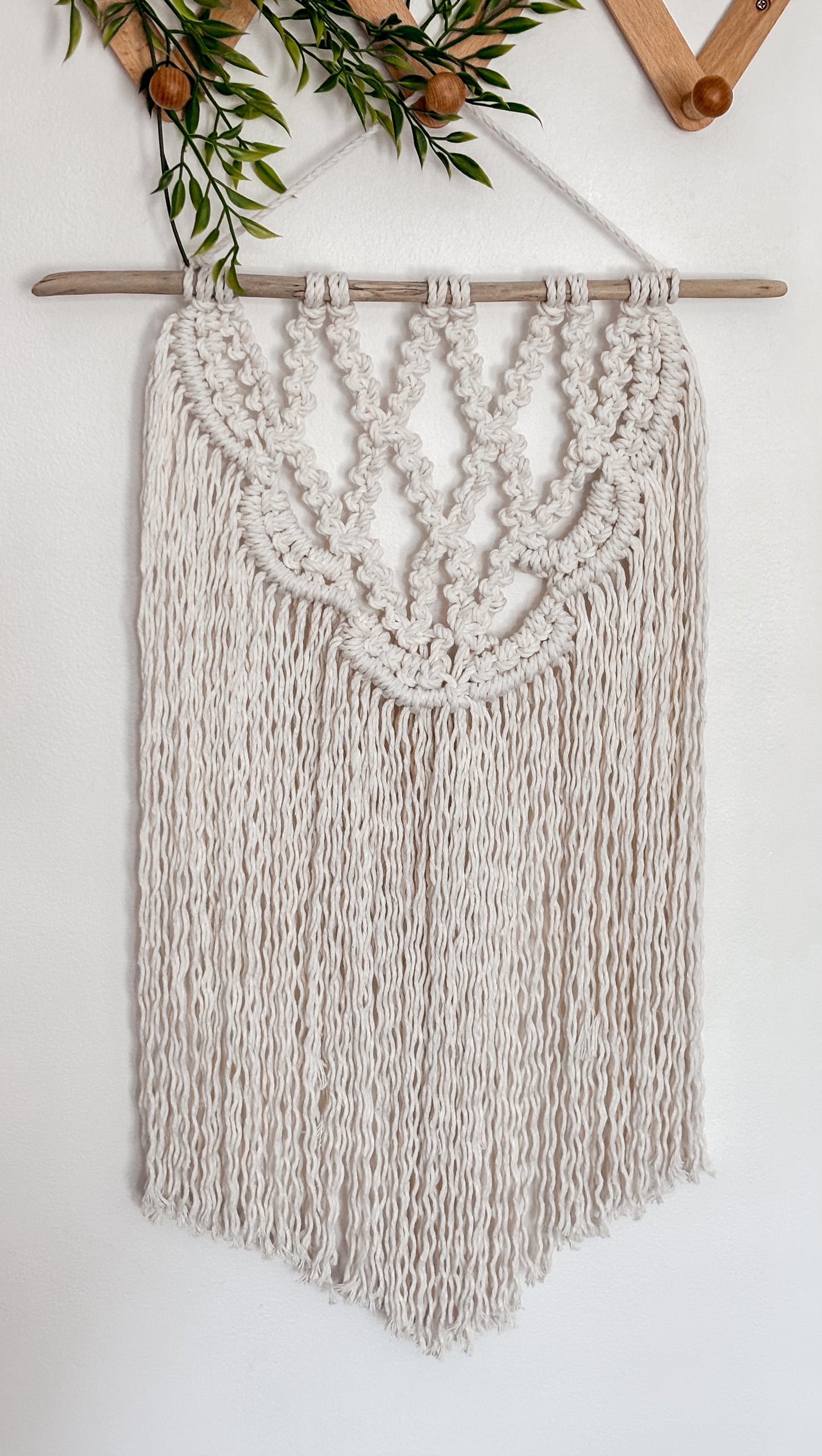 Cream medium macrame wall hanging