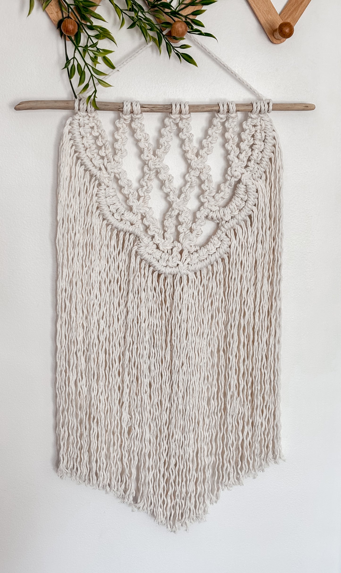 Cream medium macrame wall hanging